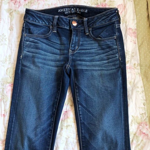 American Eagle Outfitters Denim - American Eagle stretchy skinny jeans American Eagle Outfitters Denim - American Eagle stretchy skinny jeans